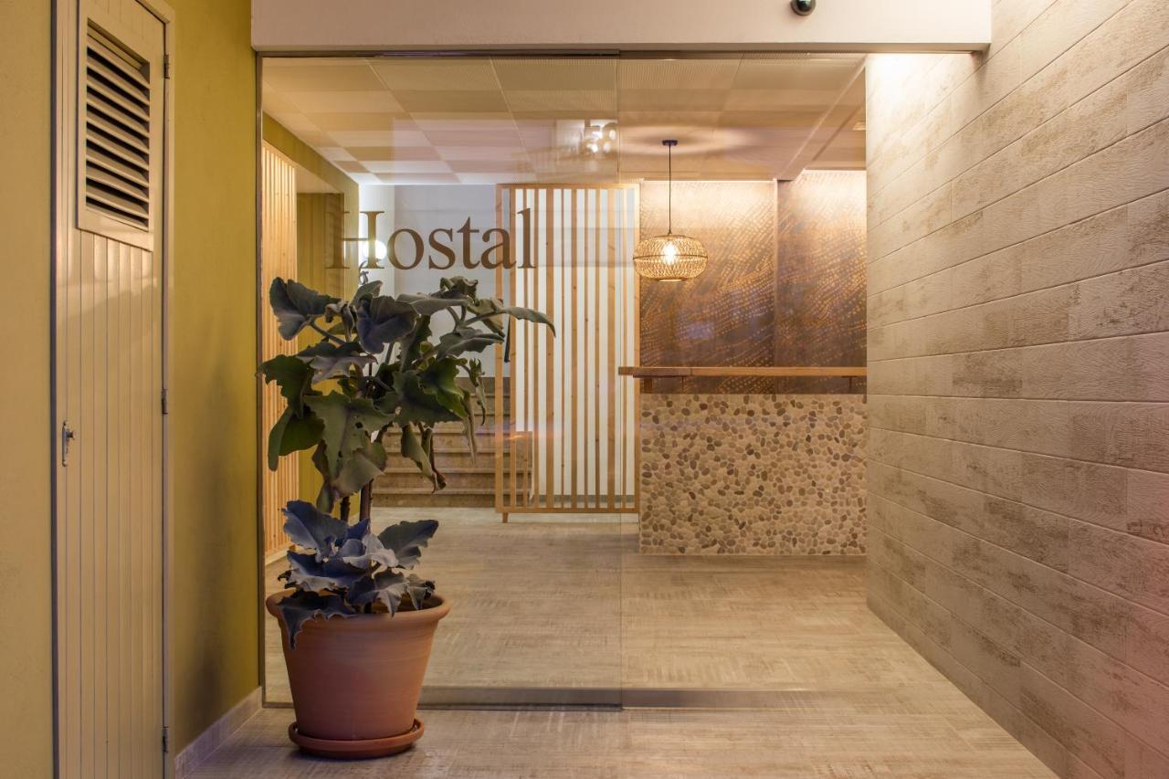 Hostal Residencia Nicolau Сан-Антонио-Абад Экстерьер фото